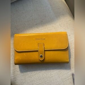 Dooney & Bourke Alto wallet